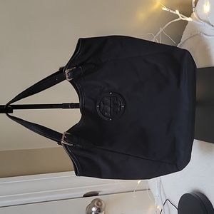 Tory Burch Womens Black Adjustable Double Handle Magnetic Nylon Shoulder Bag